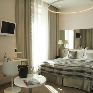 Le César Hôtel